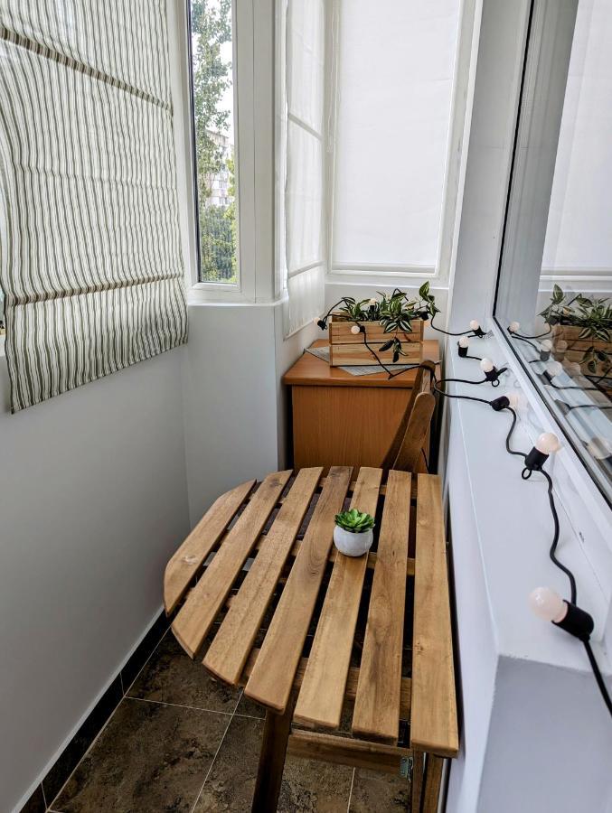 Sebastian Studio Apartment ブカレスト エクステリア 写真