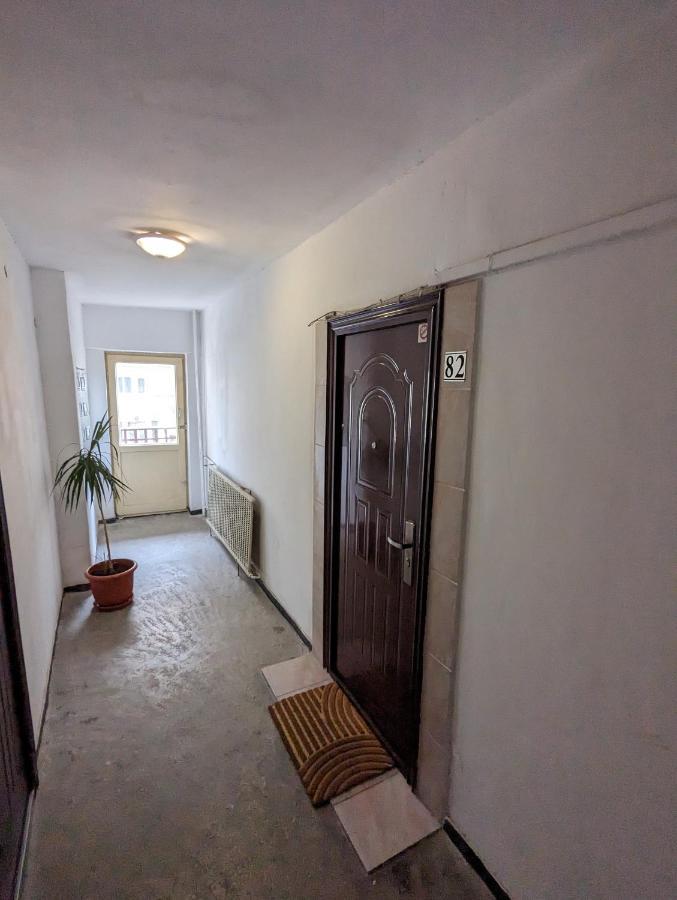 Sebastian Studio Apartment ブカレスト エクステリア 写真