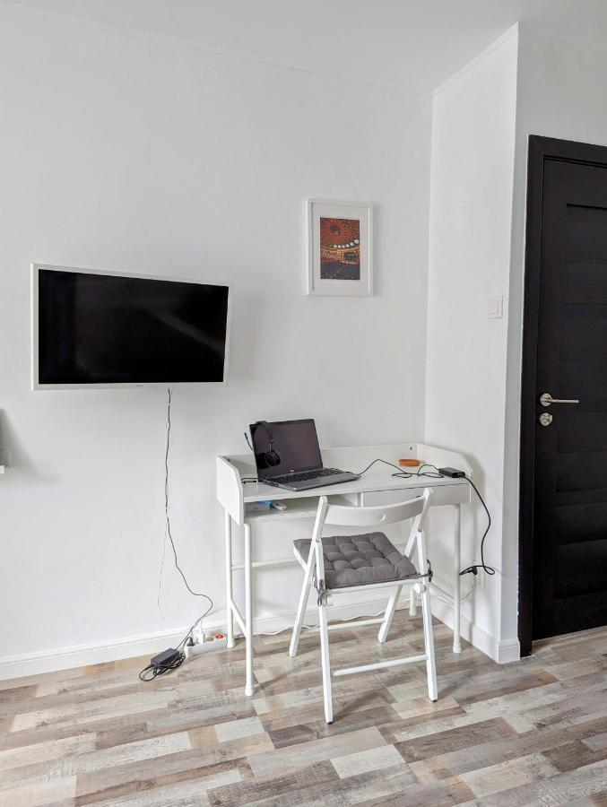 Sebastian Studio Apartment ブカレスト エクステリア 写真