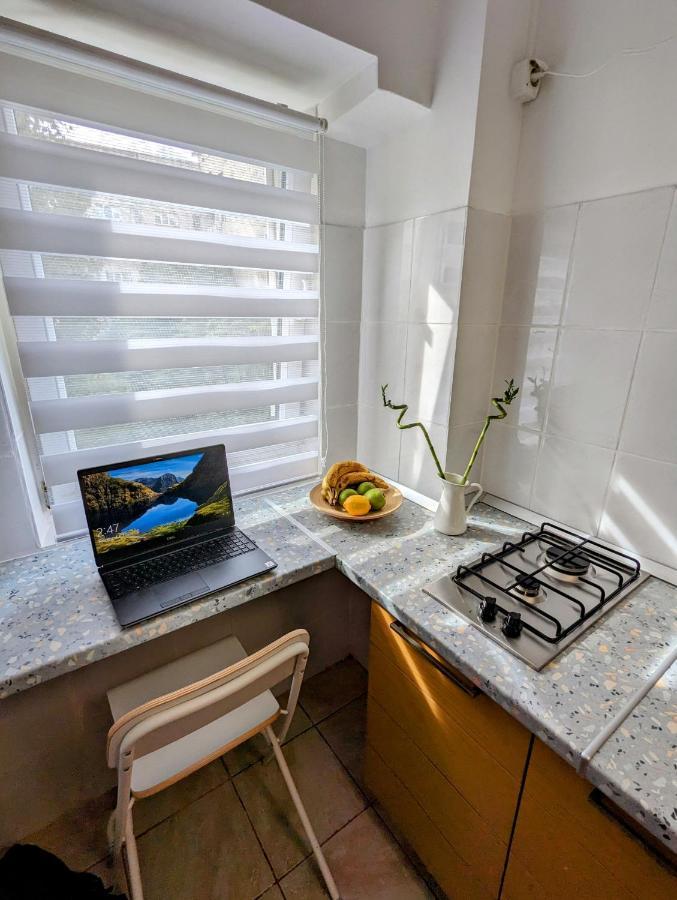 Sebastian Studio Apartment ブカレスト エクステリア 写真